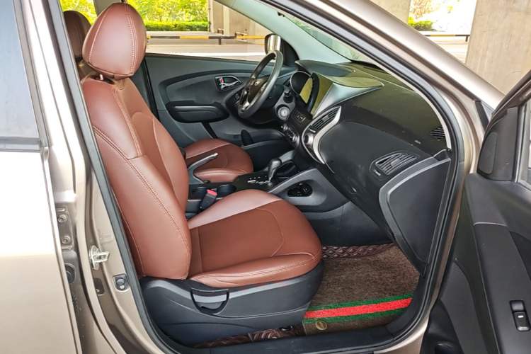 Used Hyundai ix35 2015 2.0L Automatic 2WD Comfort Edition China IV Standard Right Front Seat