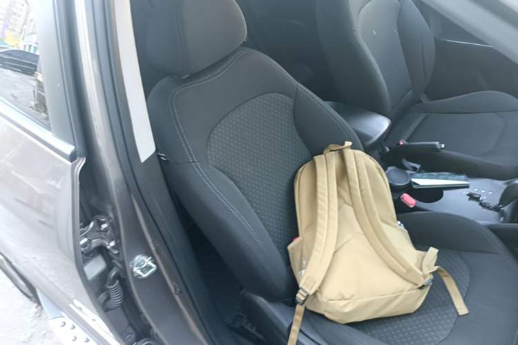Used Hyundai ix35 2015 2.0L Automatic 2WD Comfort Edition China IV Standard Right Front Seat