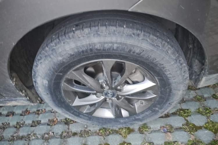 Used Hyundai ix35 2015 2.0L Automatic 2WD Comfort Edition China V Standard Right Front Wheel Hub