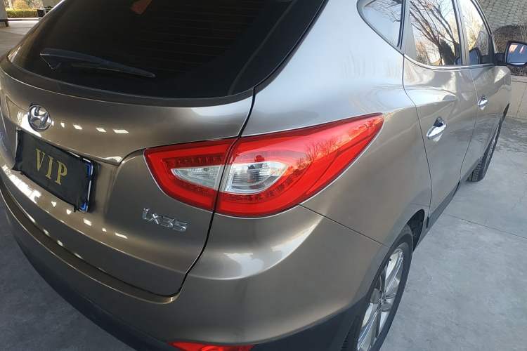 Used Hyundai ix35 2015 2.0L Automatic 2WD Smart Version China V Standard Right Rear Taillight
