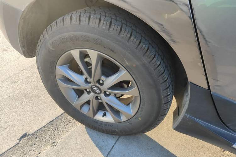 Used Hyundai ix35 2015 2.0L Automatic 2WD Comfort Edition China V Standard Right Rear Wheel Hub