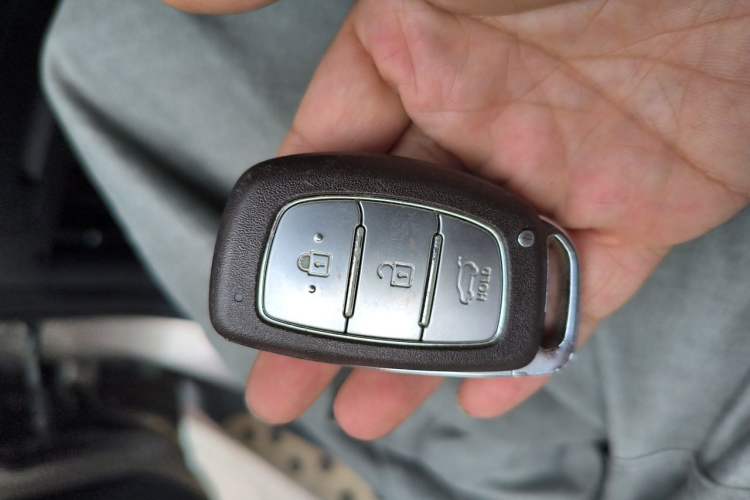 Used Hyundai ix35 2015 2.0L Automatic 2WD Smart Type China IV Vehicle Key
