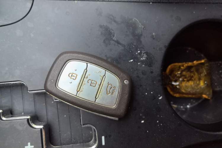Used Hyundai ix35 2015 2.0L Automatic 2WD Smart Version China V Standard Vehicle Key