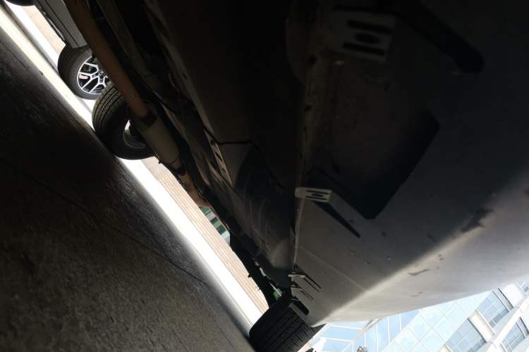 Used Hyundai ix35 2015 2.0L Automatic 2WD Smart Type China IV Chassis Front Left