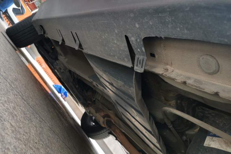 Used Hyundai ix35 2015 2.0L Automatic 2WD Smart Type China IV Chassis Rear Left