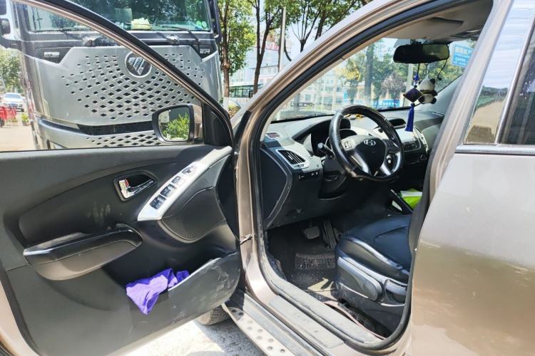 Used Hyundai ix35 2015 2.0L Automatic 2WD Smart Type China IV Driver Seat