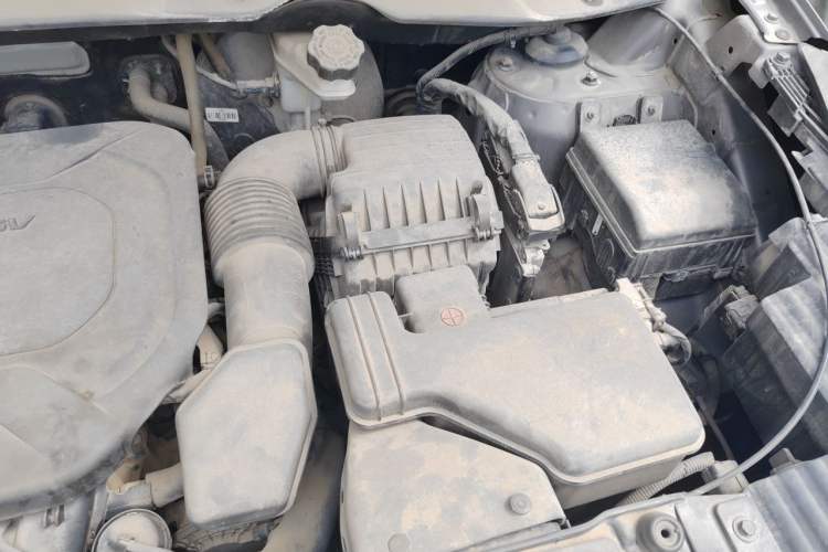 Used Hyundai ix35 2015 2.0L Automatic 2WD Smart Type China IV Engine Bay Left