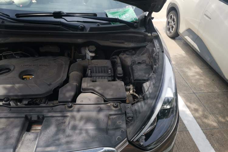 Used Hyundai ix35 2015 2.0L Automatic 2WD Smart Type China IV Engine Bay Left