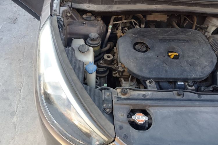 Used Hyundai ix35 2015 2.0L Automatic 2WD Smart Type China IV Engine Bay Right