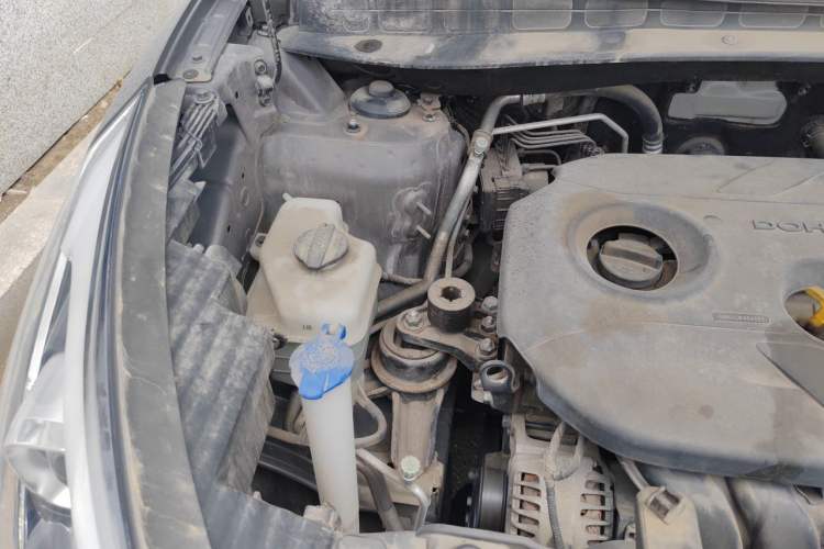 Used Hyundai ix35 2015 2.0L Automatic 2WD Smart Type China IV Engine Bay Right