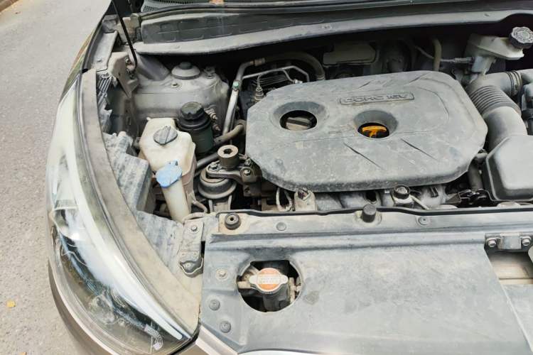 Used Hyundai ix35 2015 2.0L Automatic 2WD Smart Type China IV Engine Bay Right