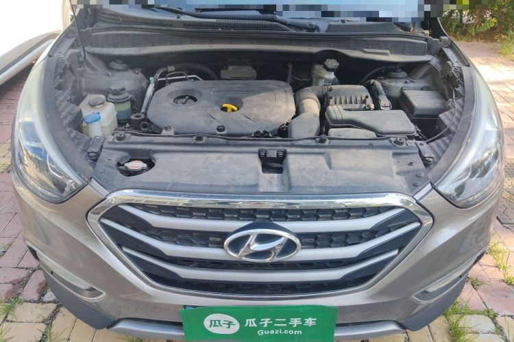 Used Hyundai ix35 2015 2.0L Automatic 2WD Smart Type China IV Engine Bay