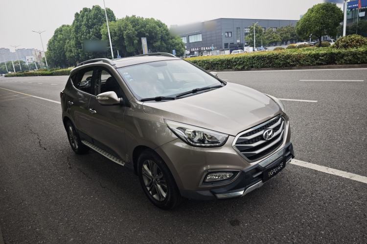 Used Hyundai ix35 2015 2.0L Automatic 2WD Smart Type China IV Exterior 2