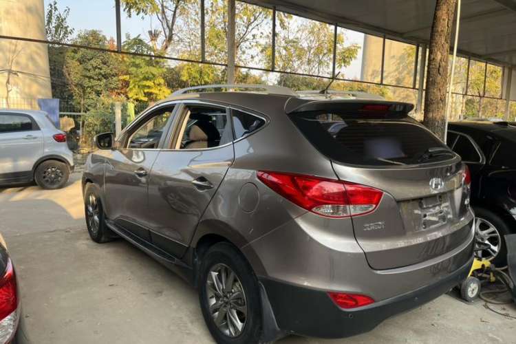 Used Hyundai ix35 2015 2.0L Automatic 2WD Comfort Edition China V Standard Exterior 5