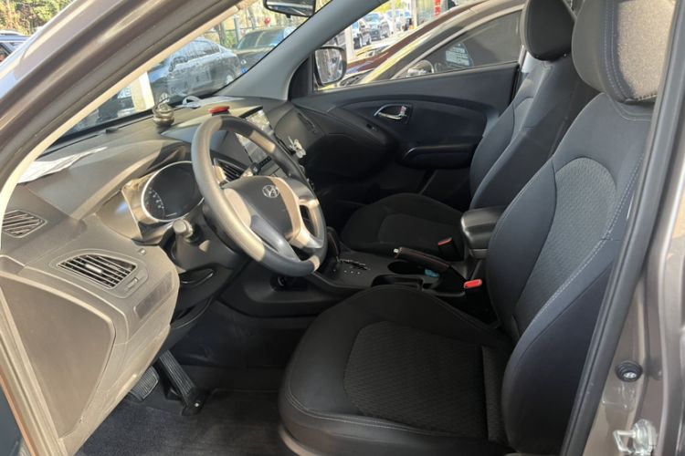 Used Hyundai ix35 2015 2.0L Automatic 2WD Comfort Edition China V Standard Exterior 7