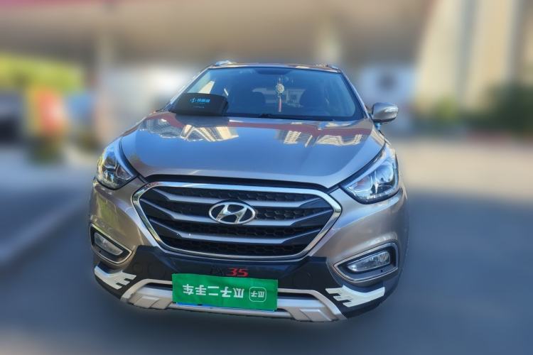 Used Hyundai ix35 2015 2.0L Automatic 2WD Smart Type China IV Front