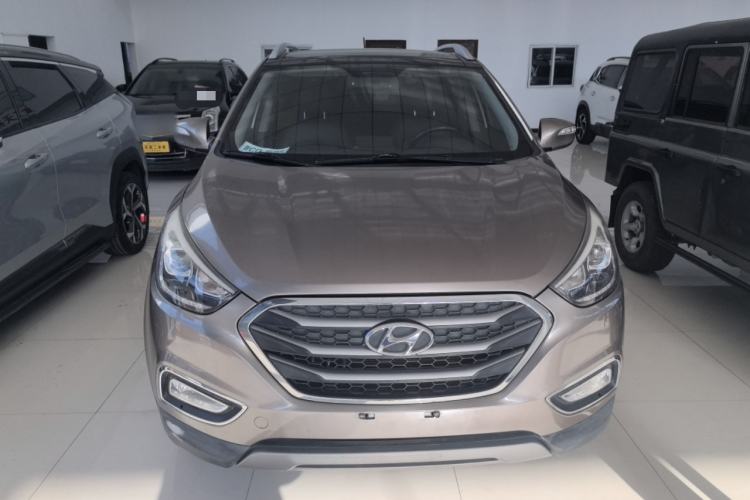 Used Hyundai ix35 2015 2.0L Automatic 4x4 Smart Version China V Standard Front