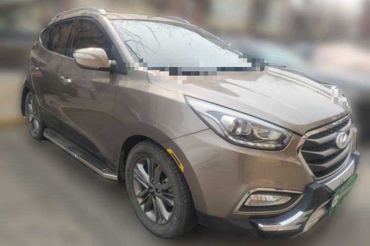 Used Hyundai ix35 2015 2.0L Automatic 2WD Smart Type China IV Front Right 45 Deg