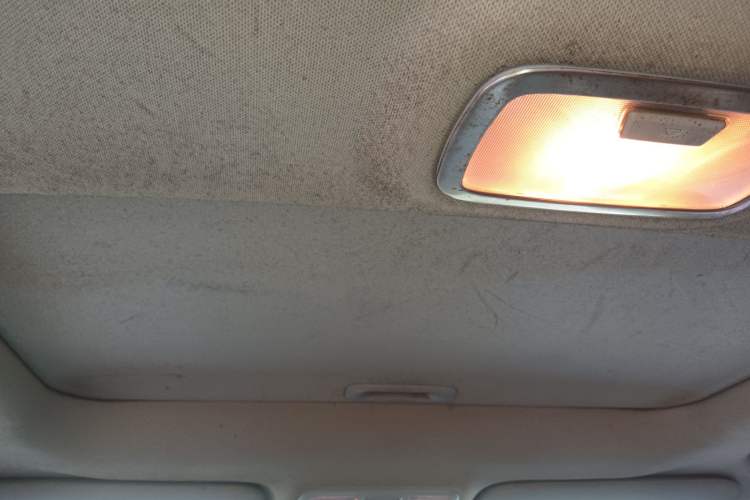 Used Hyundai ix35 2015 2.0L Automatic 2WD Smart Type China IV Headliner