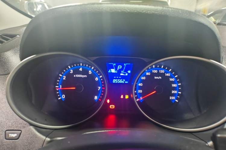 Used Hyundai ix35 2015 2.0L Automatic 2WD Smart Type China IV Instrument Cluster