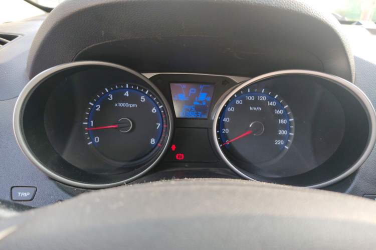 Used Hyundai ix35 2015 2.0L Automatic 2WD Smart Version China V Standard Instrument Cluster