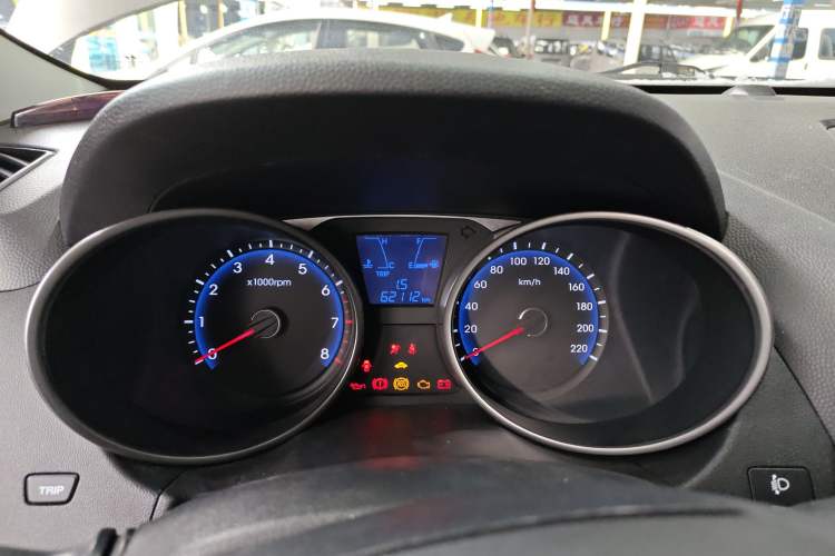 Used Hyundai ix35 2015 2.0L Manual Two-Wheel Drive Comfort Version China IV Standard Instrument Cluster