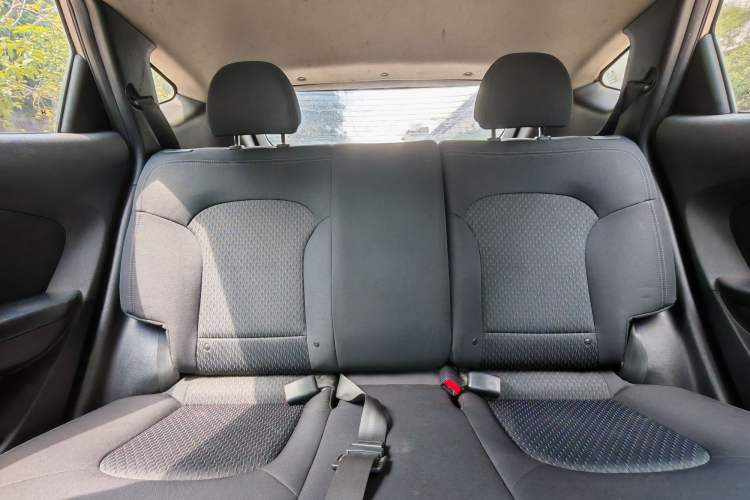 Used Hyundai ix35 2015 2.0L Automatic 2WD Comfort Edition China IV Standard Interior 1