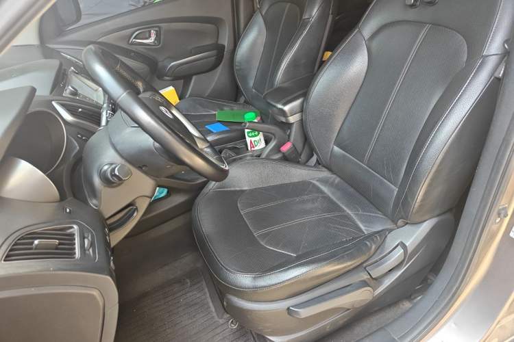 Used Hyundai ix35 2015 2.0L Automatic 2WD Smart Version China V Standard Left Front Seat