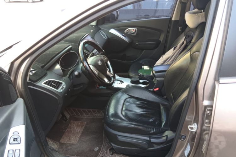 Used Hyundai ix35 2015 2.0L Automatic 2WD Smart Type China IV Left Front Seat