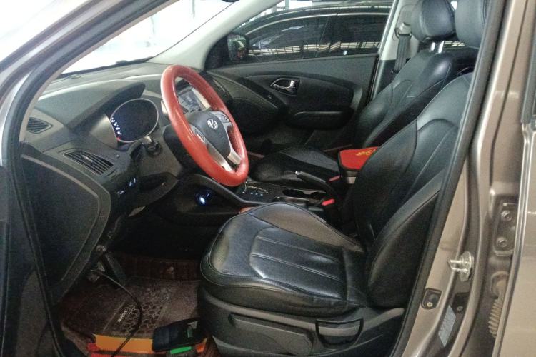 Used Hyundai ix35 2015 2.0L Automatic 2WD Smart Type China IV Left Front Seat