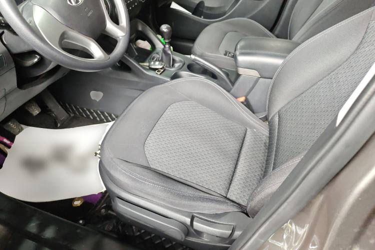 Used Hyundai ix35 2015 2.0L Manual Two-Wheel Drive Comfort Version China IV Standard Left Front Seat