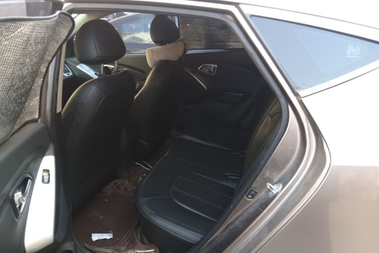 Used Hyundai ix35 2015 2.0L Automatic 2WD Smart Type China IV Left Rear Seat