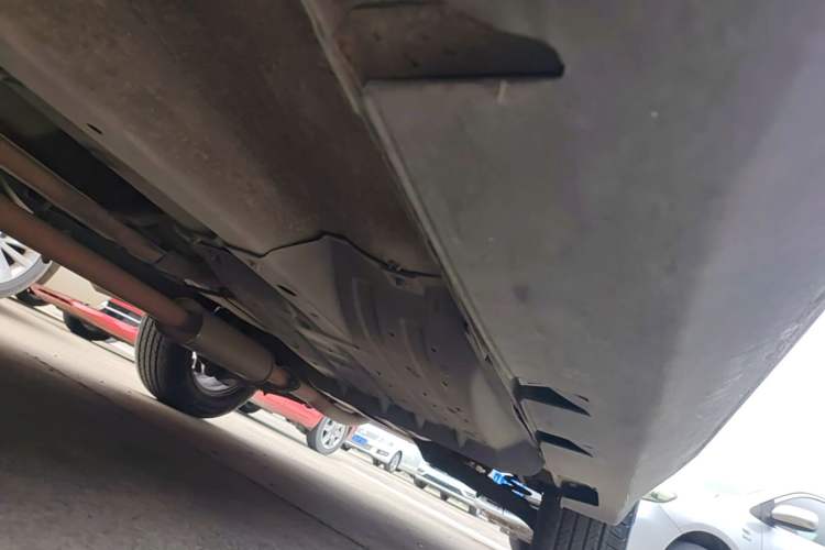 Used Hyundai ix35 2015 2.0L Automatic 2WD Smart Type China IV Left Side Sill