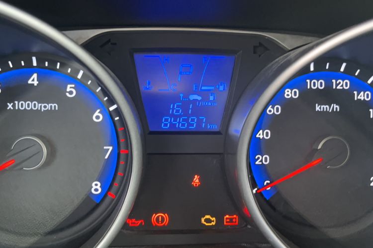 Used Hyundai ix35 2015 2.0L Automatic 2WD Comfort Edition China V Standard Odometer Close Up