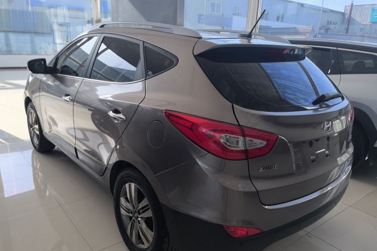 Used Hyundai ix35 2015 2.0L Automatic 4x4 Smart Version China V Standard Rear Left 45 Deg