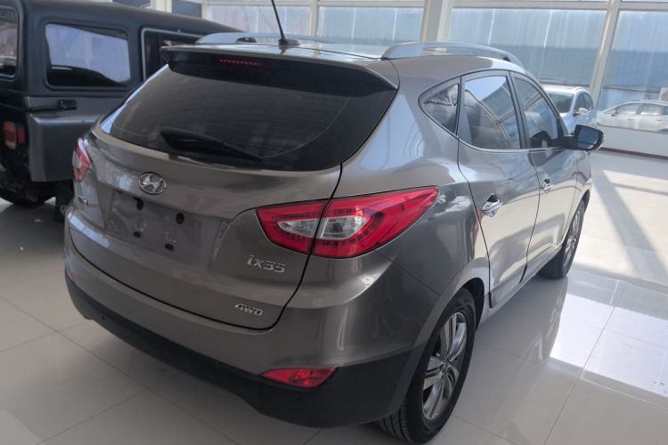 Used Hyundai ix35 2015 2.0L Automatic 4x4 Smart Version China V Standard Rear Right 45 Deg