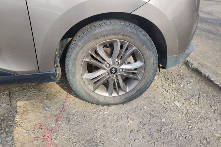 Used Hyundai ix35 2015 2.0L Automatic 2WD Smart Version China V Standard Right Front Wheel Hub