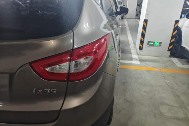 Used Hyundai ix35 2015 2.0L Automatic 2WD Smart Type China IV Right Rear Taillight