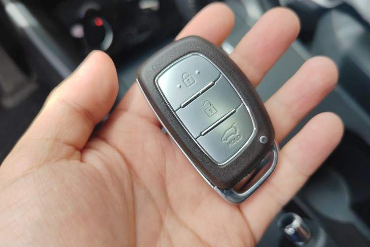 Used Hyundai ix35 2015 2.0L Automatic 2WD Smart Type China IV Vehicle Key