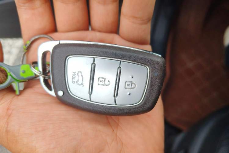 Used Hyundai ix35 2015 2.0L Automatic 2WD Smart Version China V Standard Vehicle Key