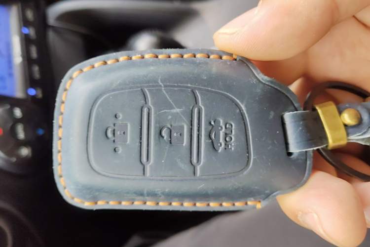 Used Hyundai ix35 2015 2.0L Automatic 2WD Smart Type China IV Vehicle Key