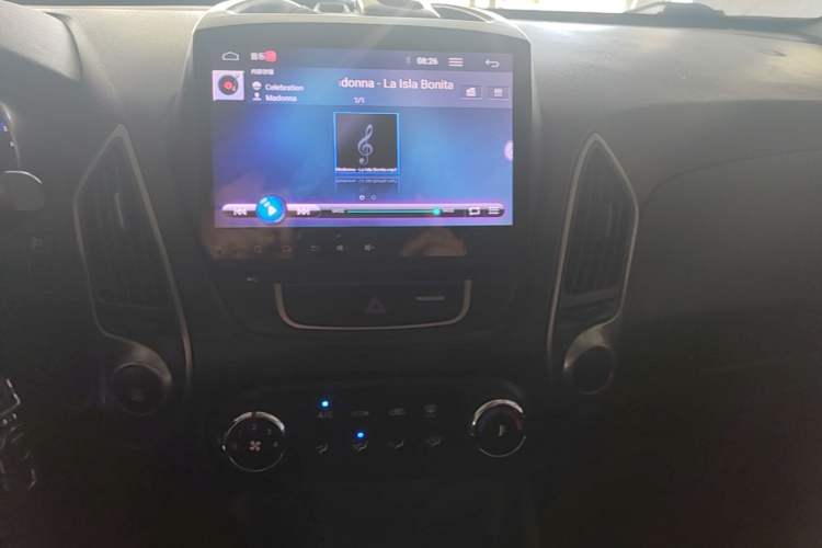 Used Hyundai ix35 2015 2.0L Automatic 2WD Comfort Edition China V Standard Audio And AC Panel