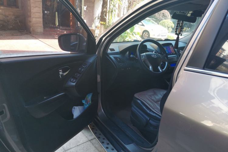 Used Hyundai ix35 2015 2.0L Automatic 2WD Smart Type China IV Driver Seat