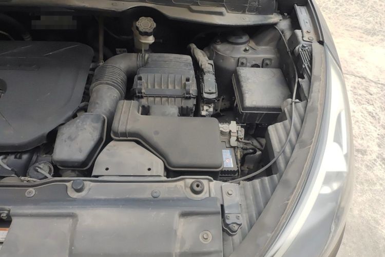 Used Hyundai ix35 2015 2.0L Automatic 2WD Comfort Edition China V Standard Engine Bay Left