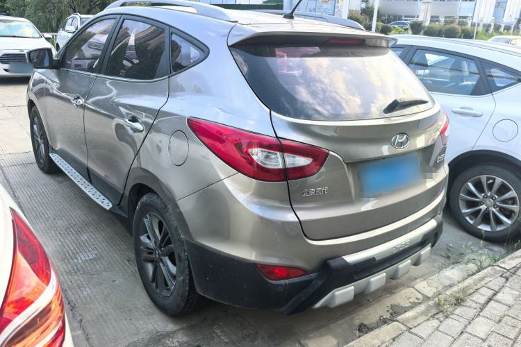 Used Hyundai ix35 2015 2.0L Automatic 2WD Smart Version China V Standard Exterior 3