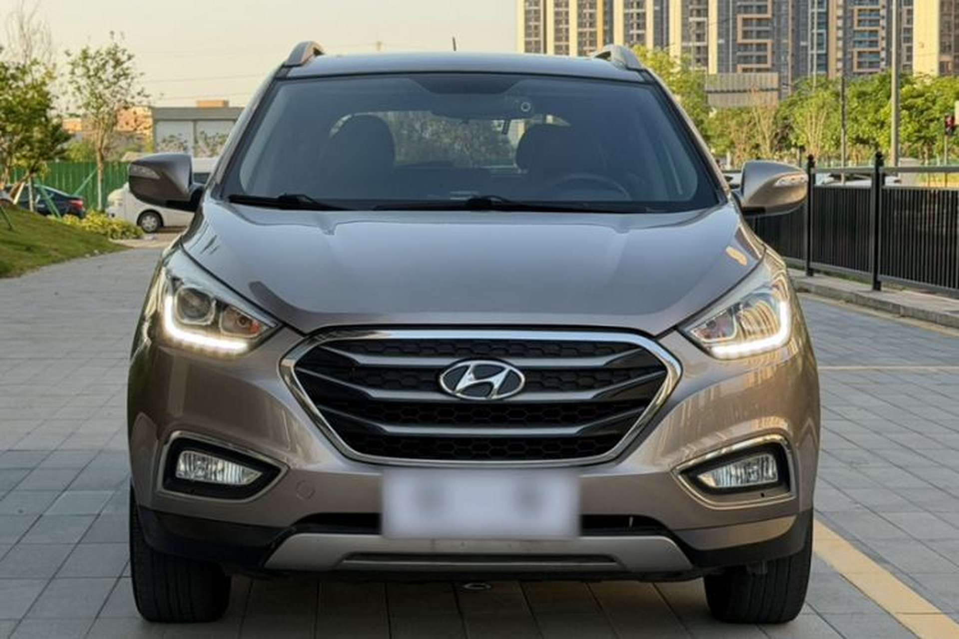 Used Hyundai ix35 2015 2.0L Automatic 2WD Smart Version China V Standard Exterior 3