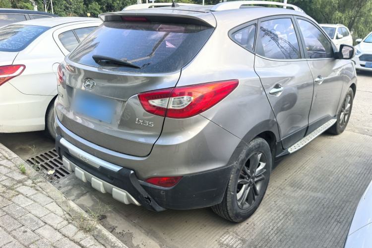 Used Hyundai ix35 2015 2.0L Automatic 2WD Smart Version China V Standard Exterior 5