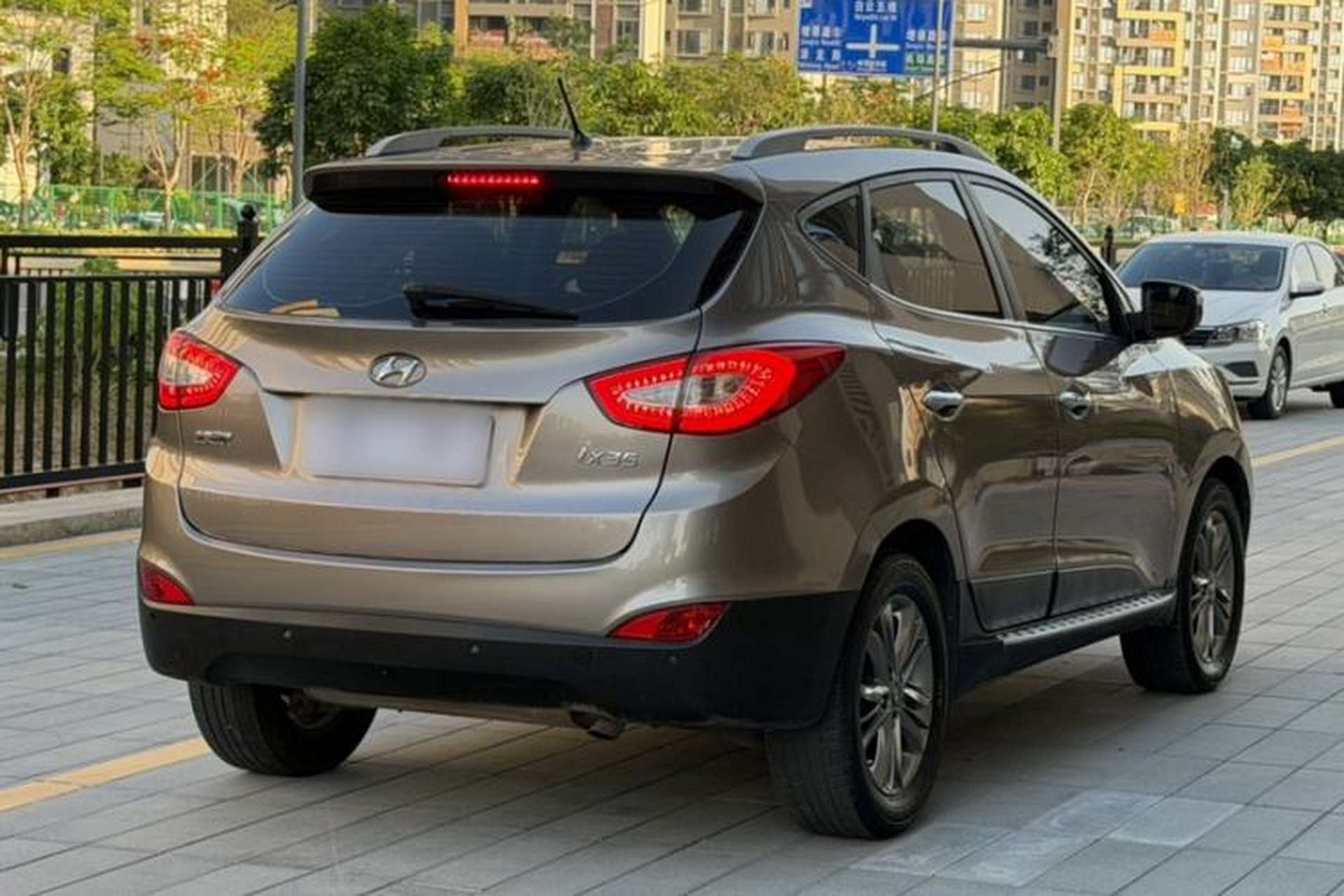 Used Hyundai ix35 2015 2.0L Automatic 2WD Smart Version China V Standard Exterior 6