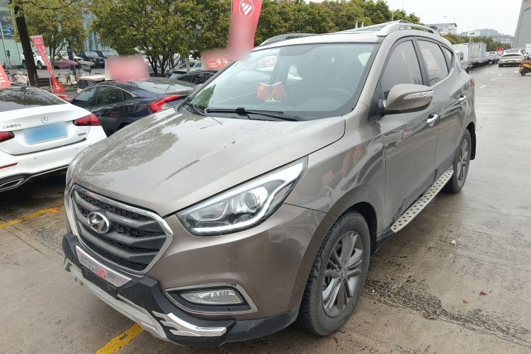 Used Hyundai ix35 2015 2.0L Automatic 2WD Smart Type China IV Front Left 45 Deg