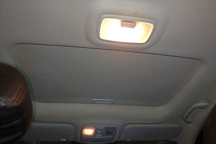 Used Hyundai ix35 2015 2.0L Automatic 2WD Comfort Edition China IV Standard Headliner